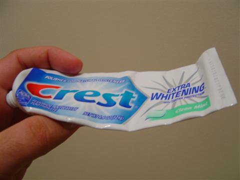 Extra Whitening Crest